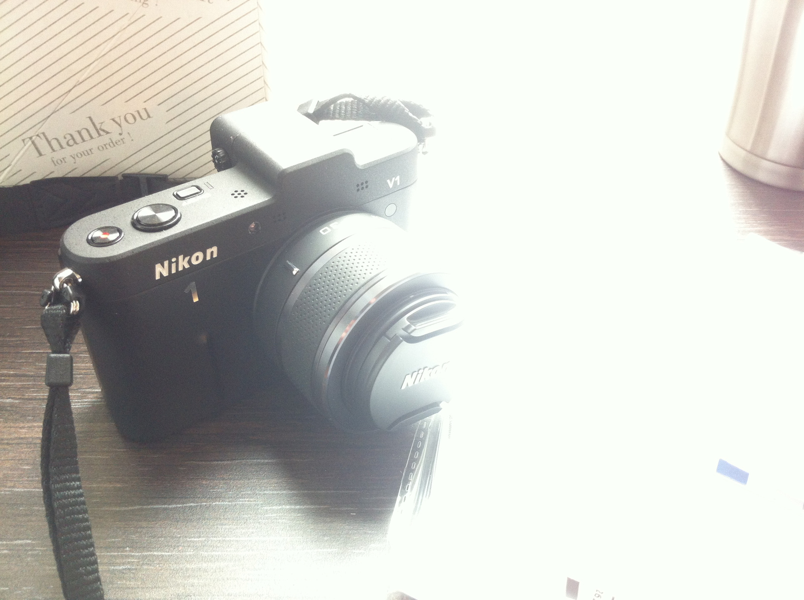 Megérkezett a Nikon V1!