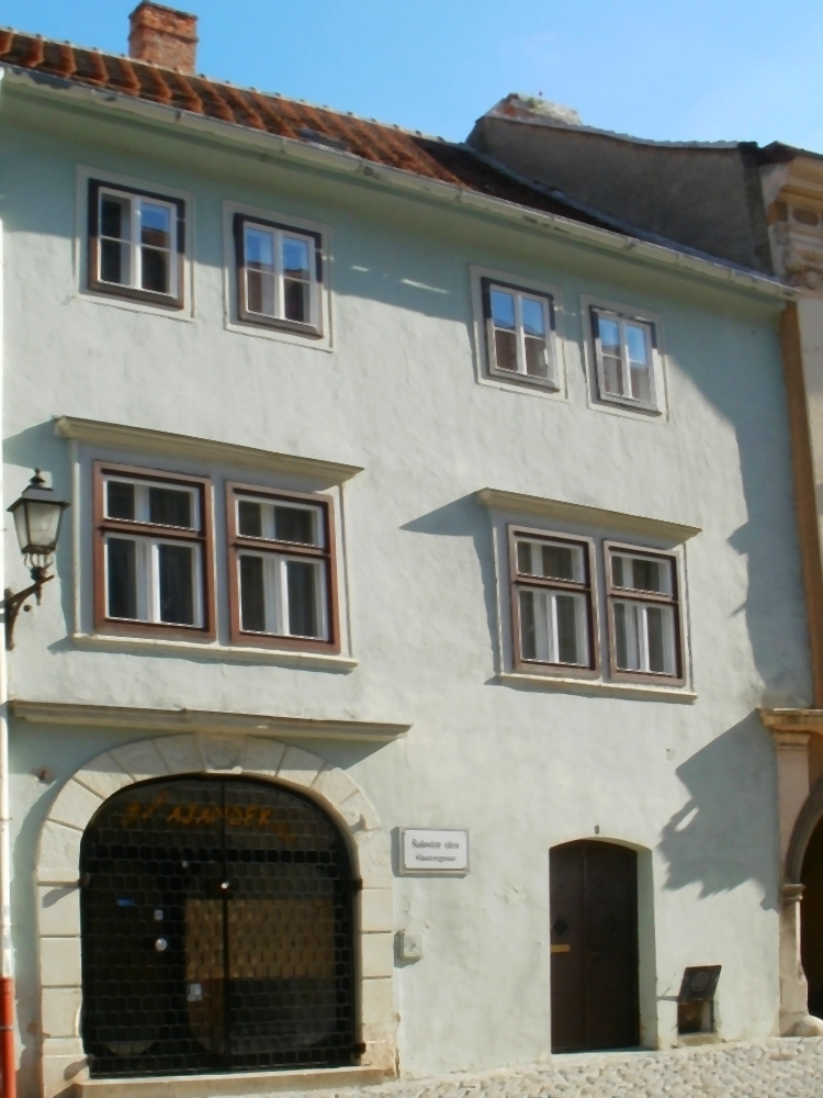 Sopron,Kolostor u. 1. Lakóház