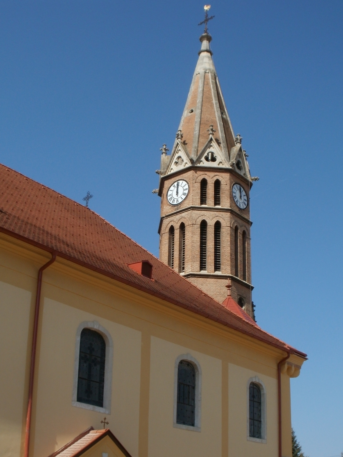 Ágfalvi evangélikus templom tornya