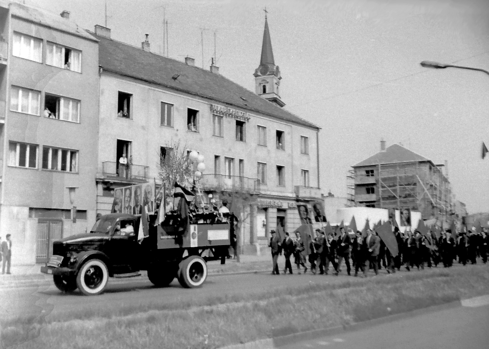 1969.05.01. Felvonulás 2.