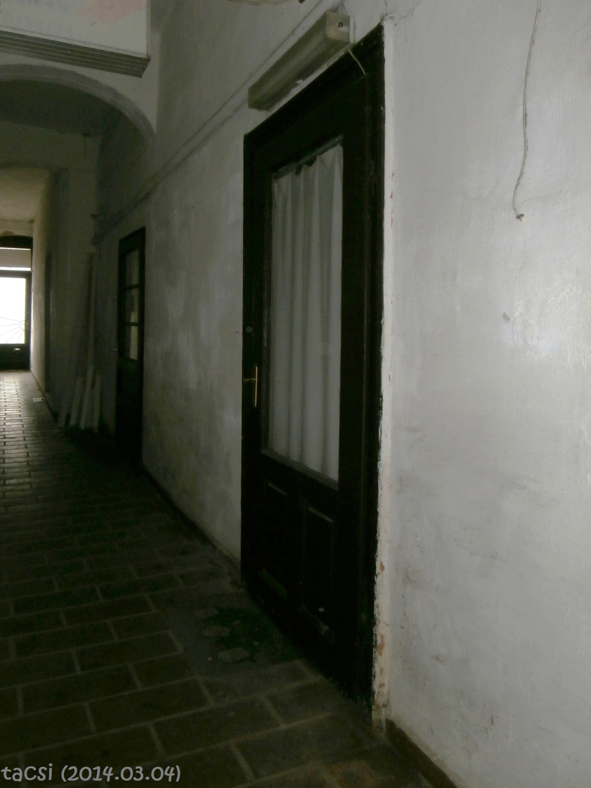 Monsberger ház bejárata és folyosója
