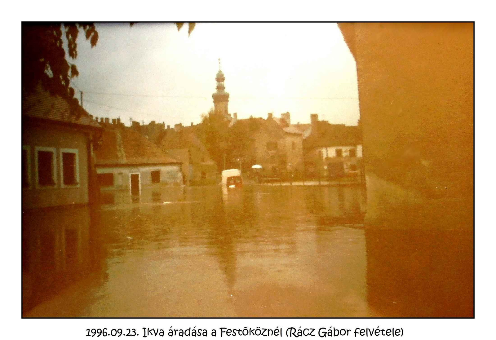 1996.09.23. Ikva áradás, Festőköznél Rácz Gabi felv. (1)