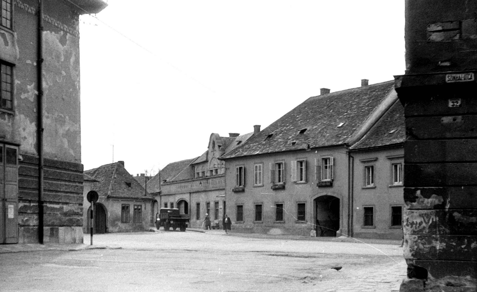 1965. Soproni Húsgyár