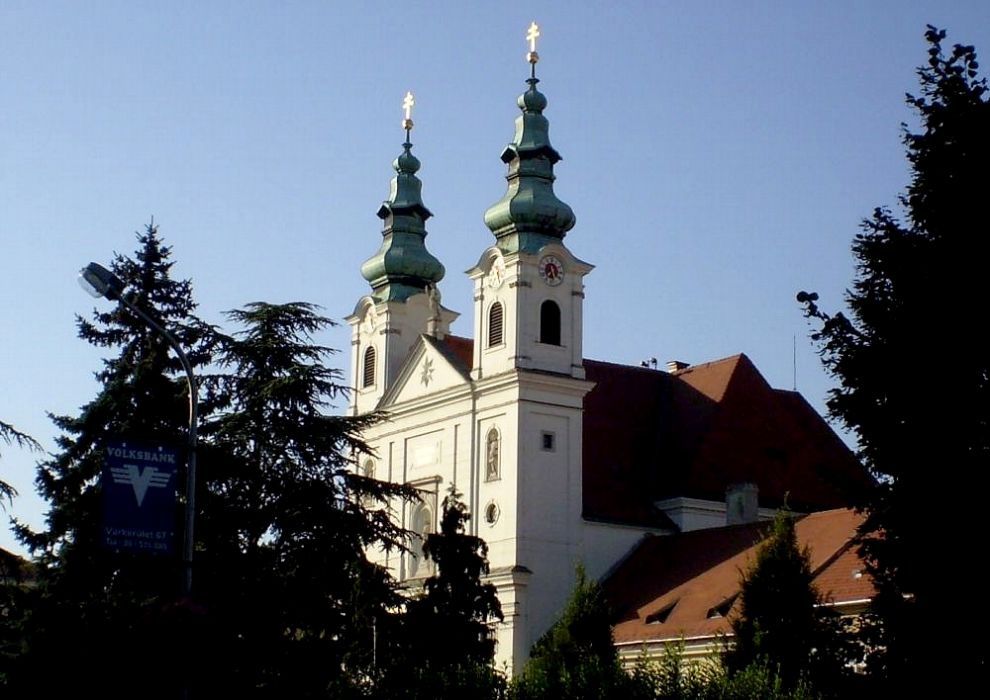 Sopron, Domonkos templom reggeli fényben