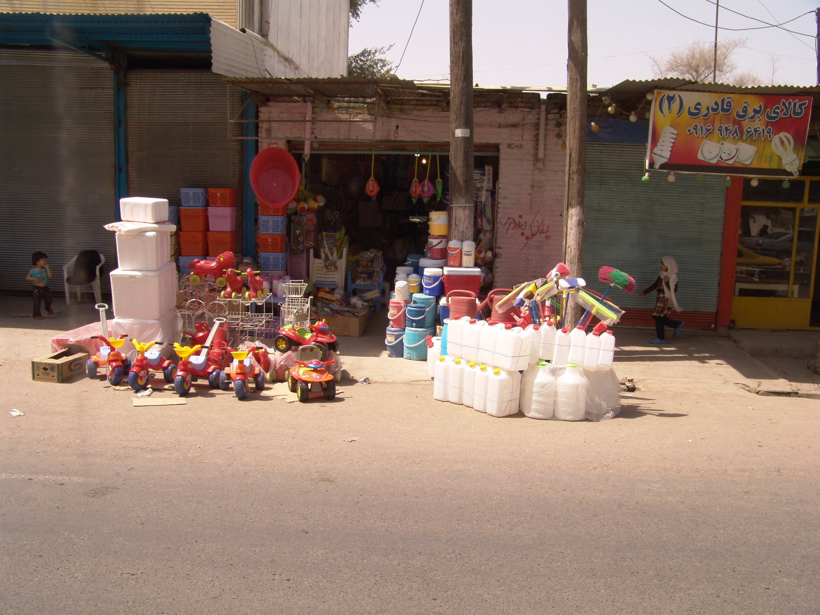 Iran,ChogaZambil,Sush,2010,04.02 159