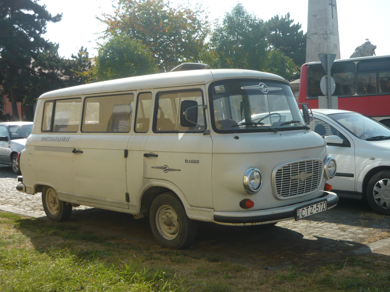 Barkas B1000