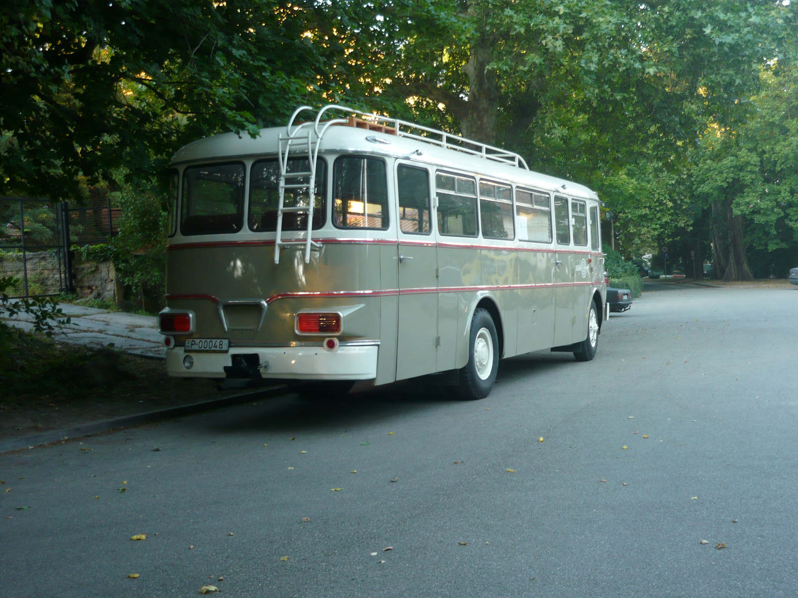 Ikarus 630