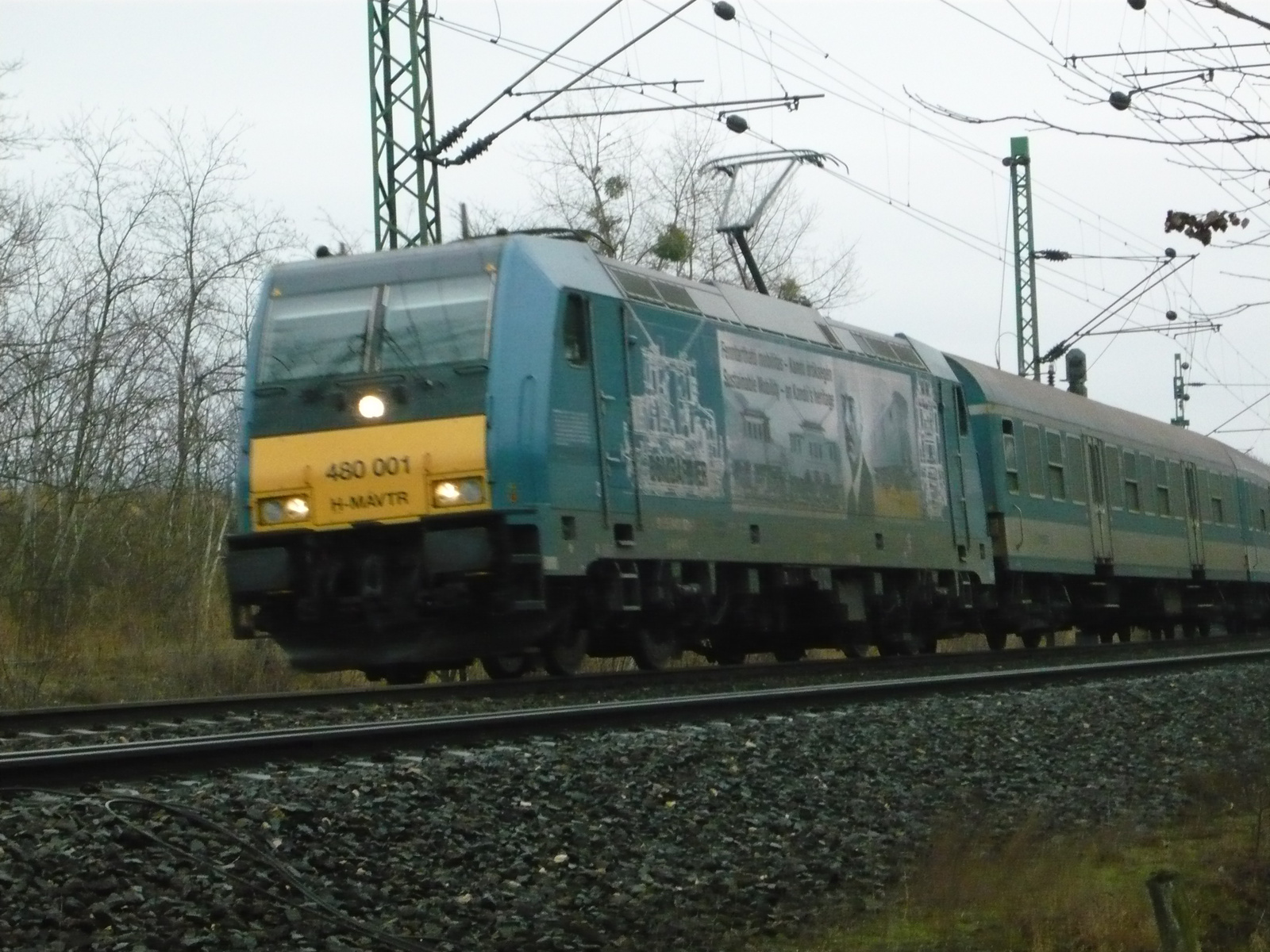 480 001