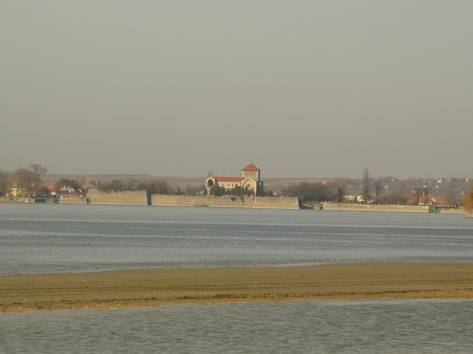 Öreg-tó és a vár