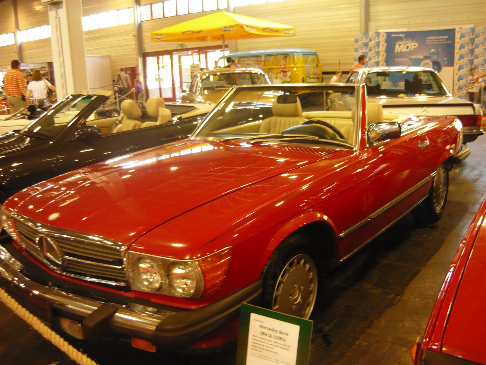 Mercedes-Bens 560 SL