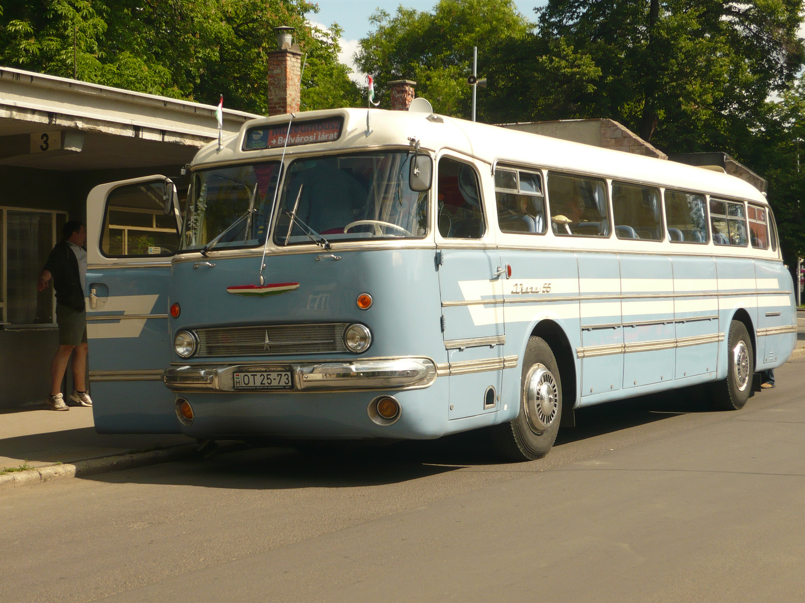 Ikarus 55 (OT 25-73)