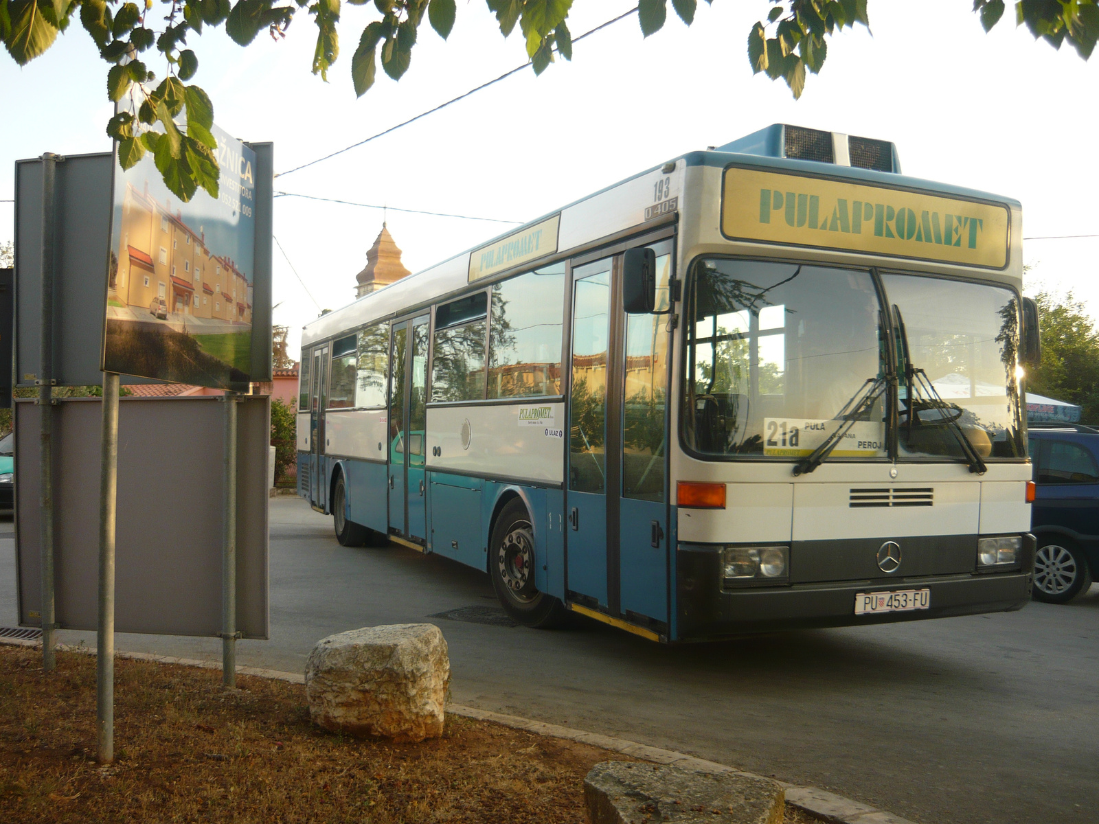 Mercedes-Benz O405 (PU 453-FU)