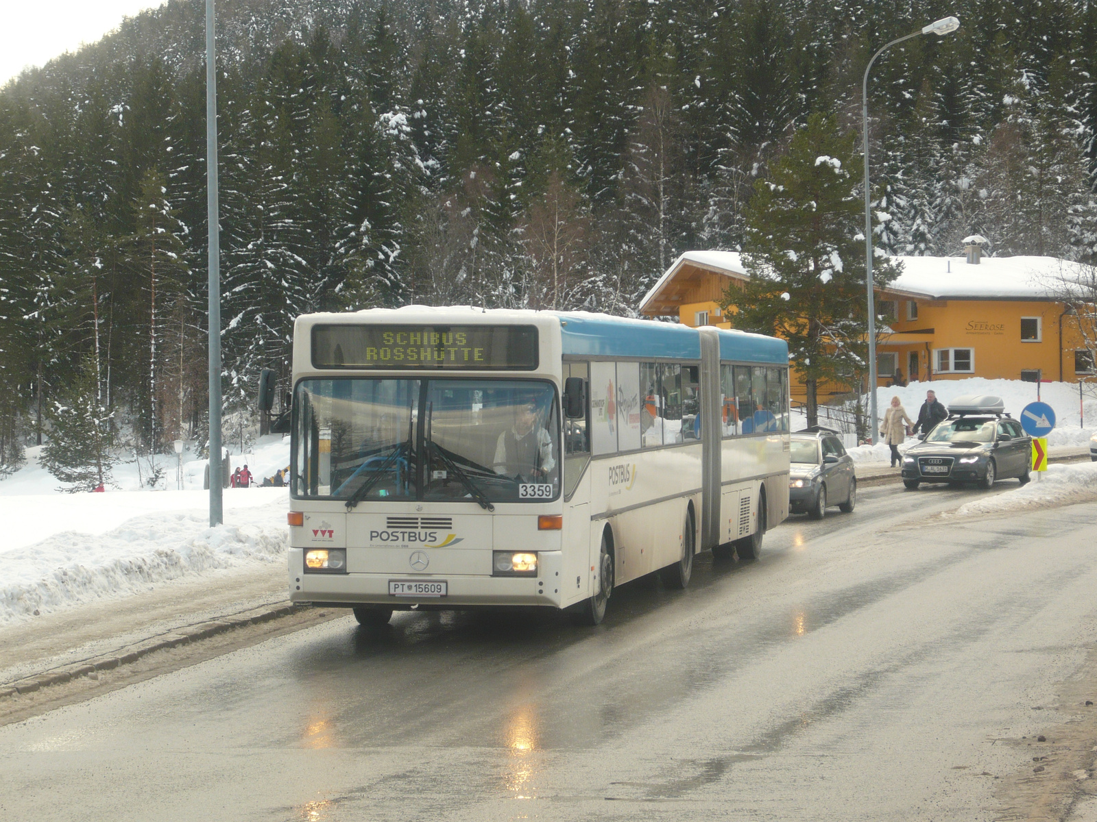 Mercedes-Benz O405G (PT-15609)