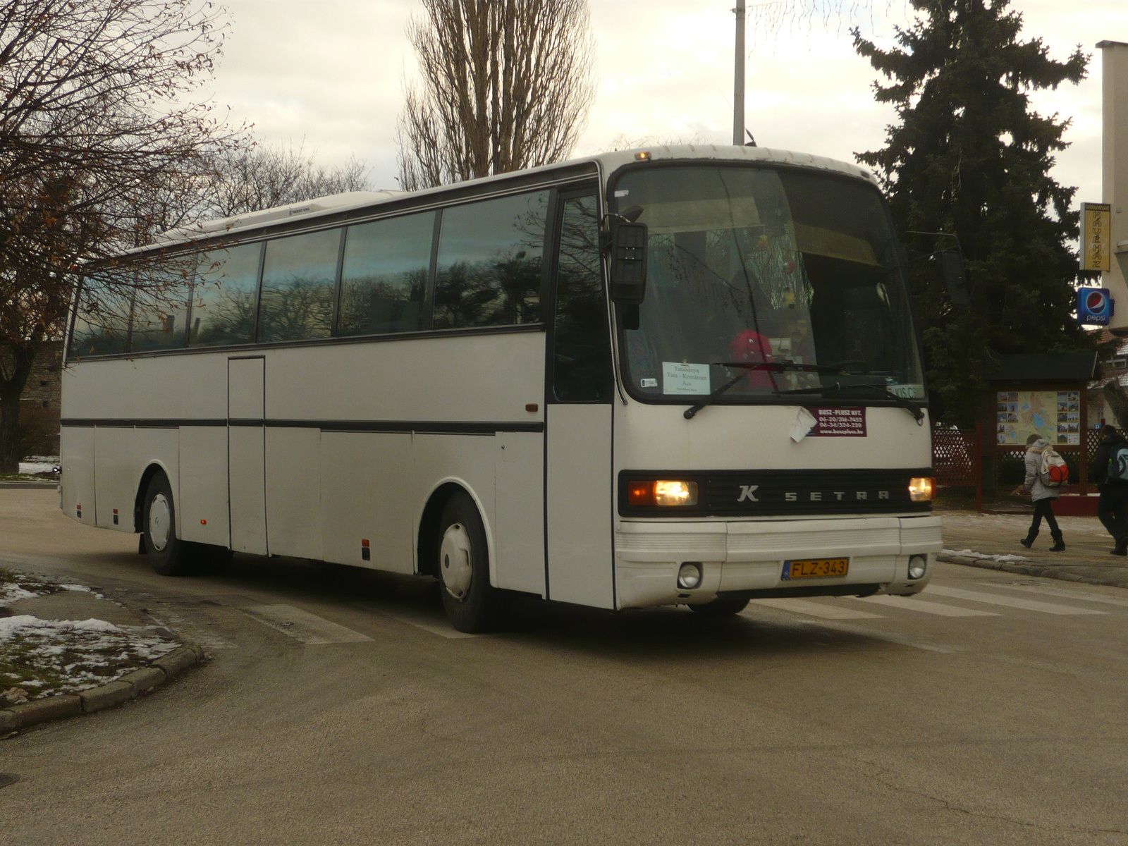 Setra S215 HD (FLZ-343)