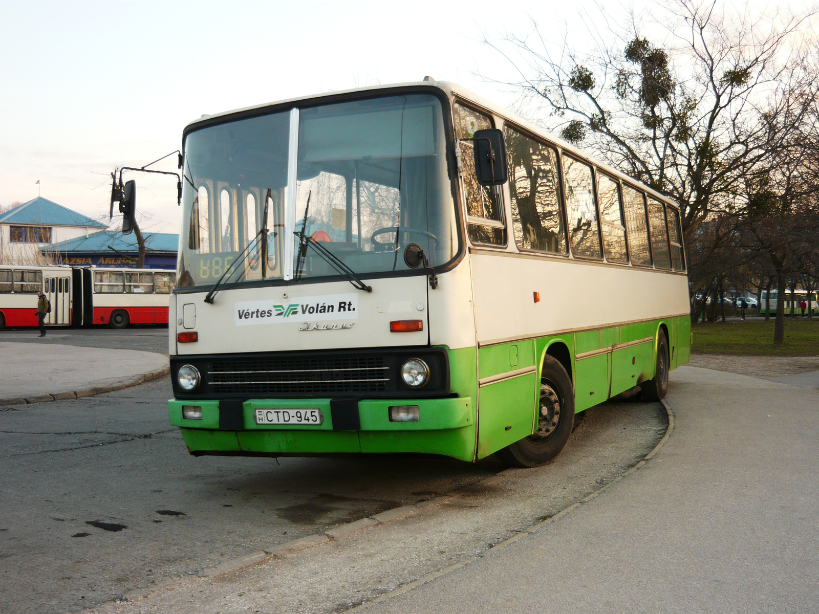 Ikarus 260.02 (CTD-945)