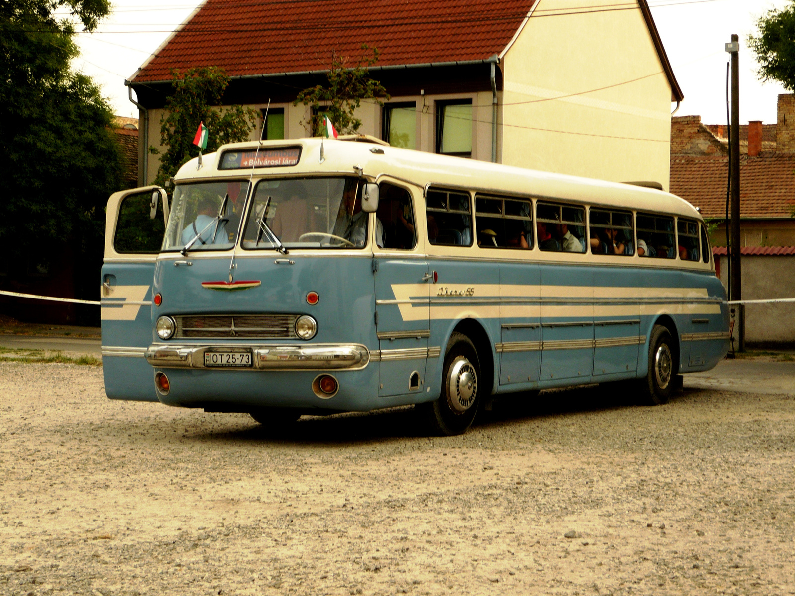 Ikarus 55.52 (OT 25-73)