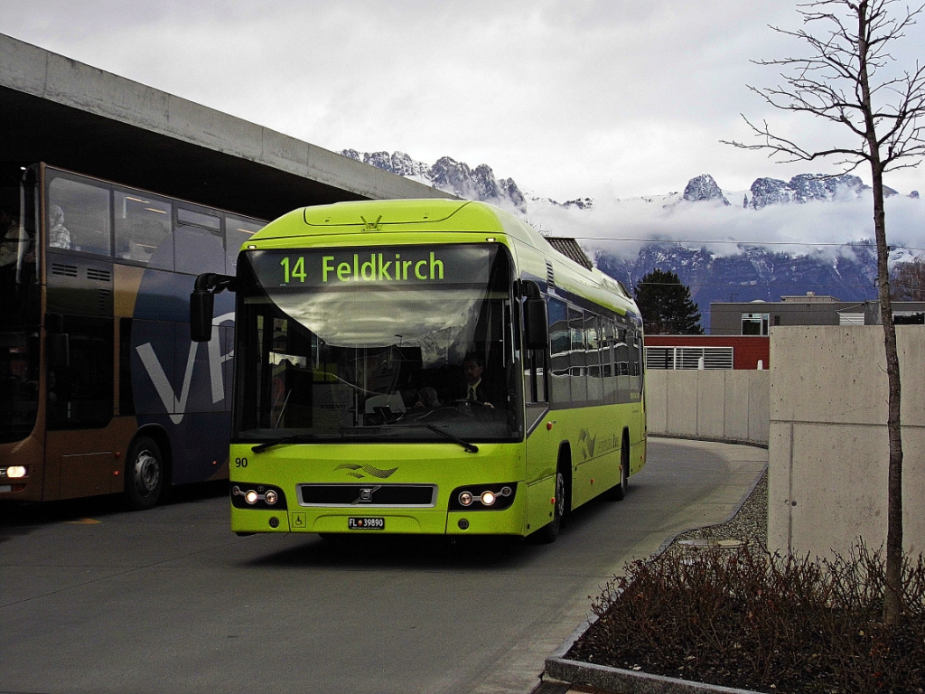 Volvo 7700 Hybrid (FL-39890)