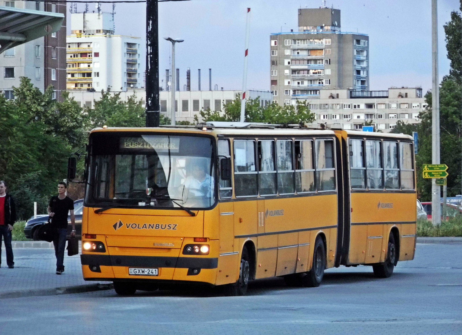 Ikarus C80.30M (GXW-241)