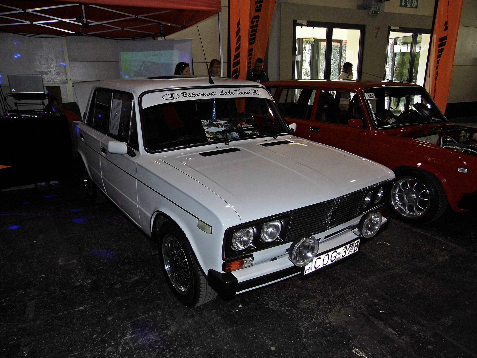 Lada 2106