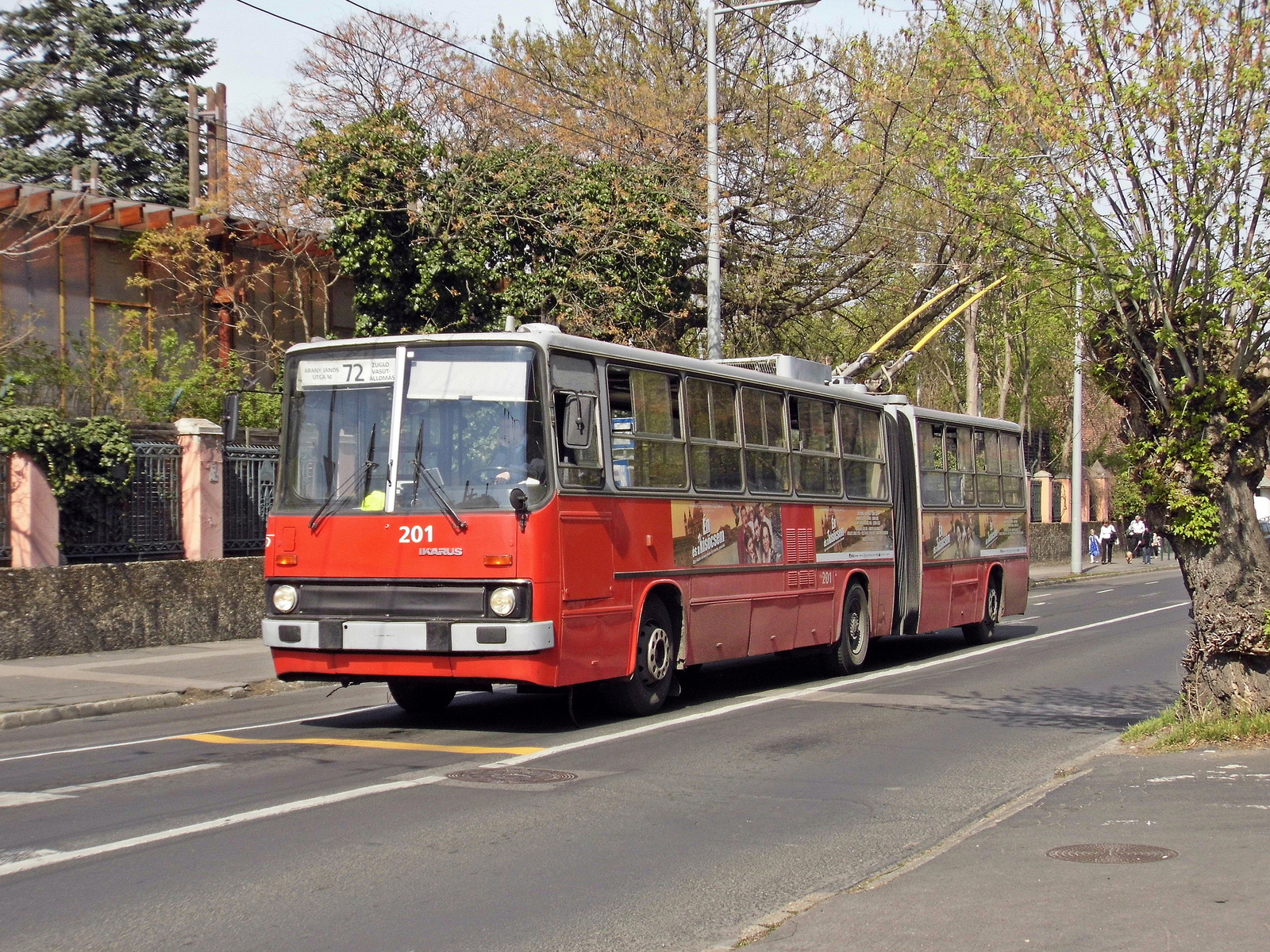 Ikarus 280.94T (201)