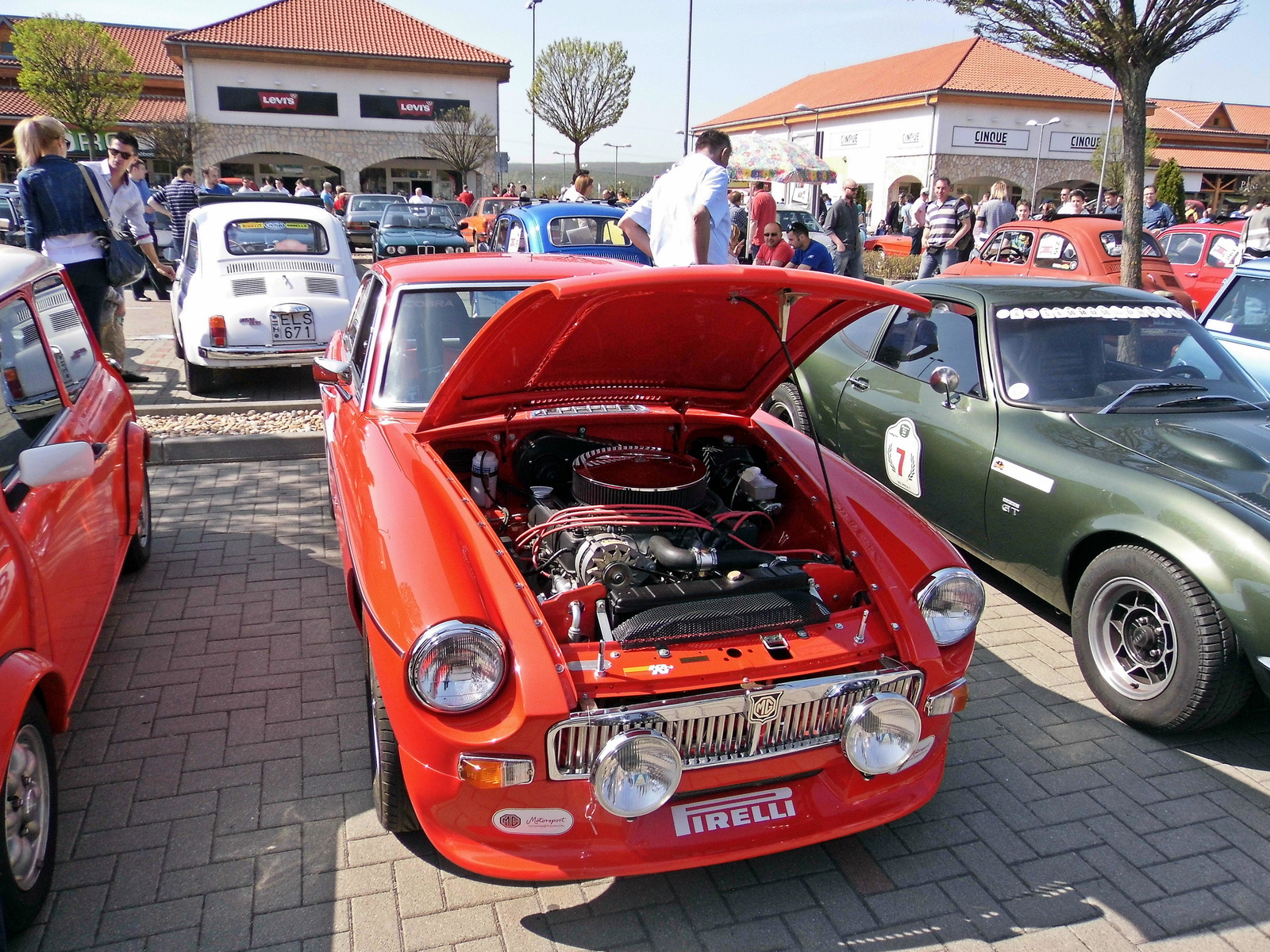 MGB GT