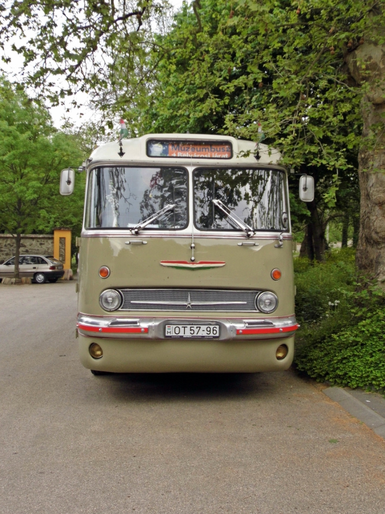 Ikarus 55 (OT 57-96)