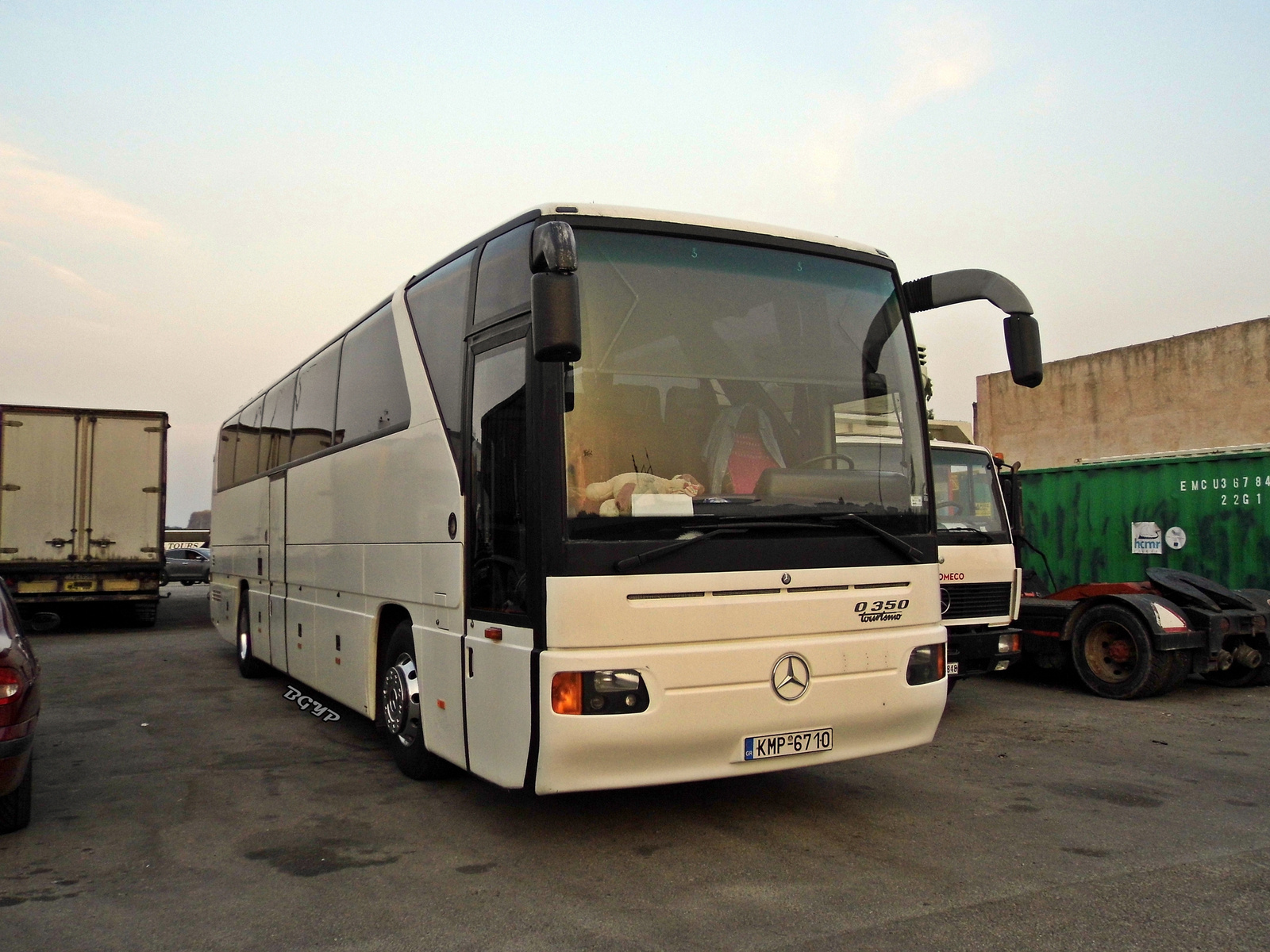 Mercedes-Benz Tourismo (KMP-6710)