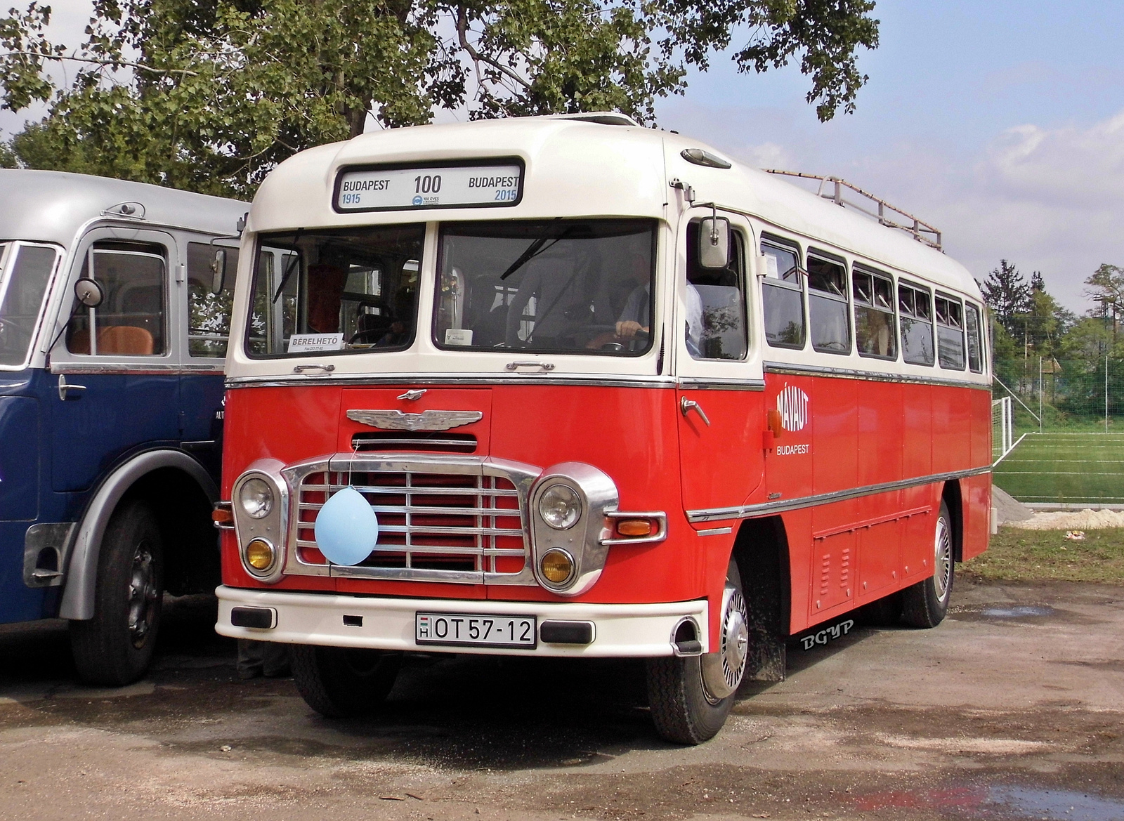 Ikarus 311 (OT 57-12)