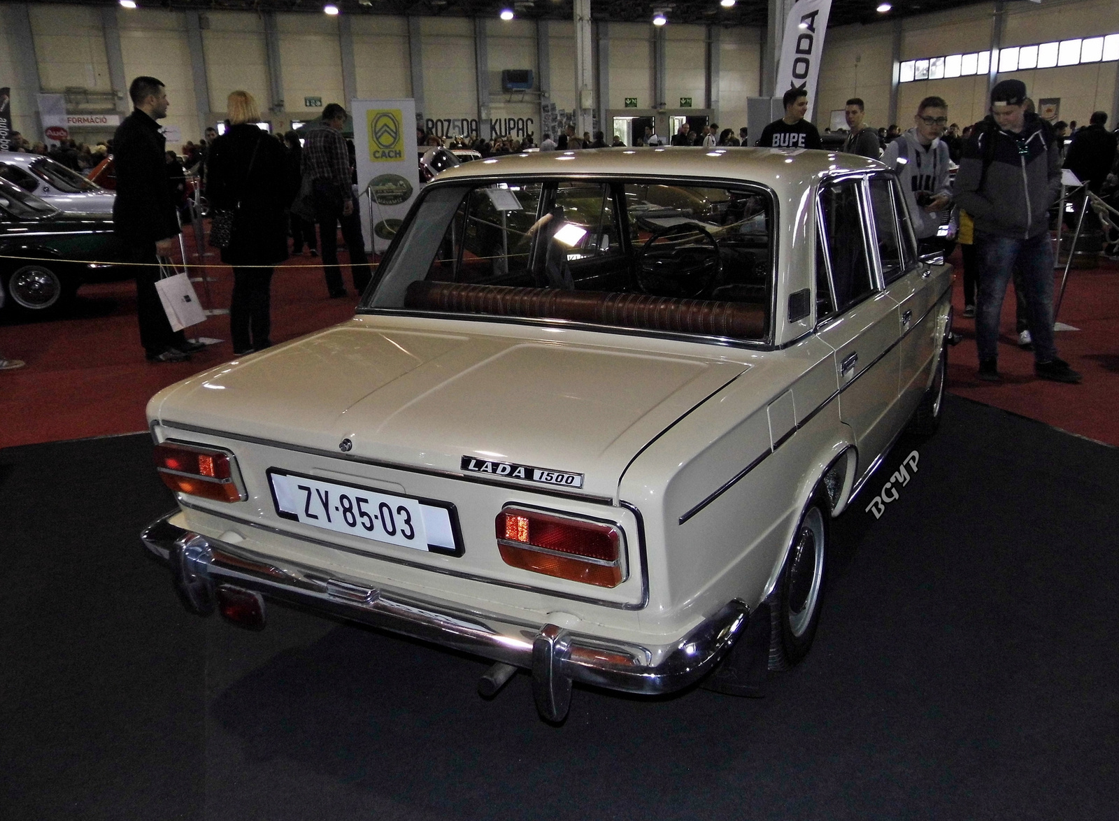 Lada 2103