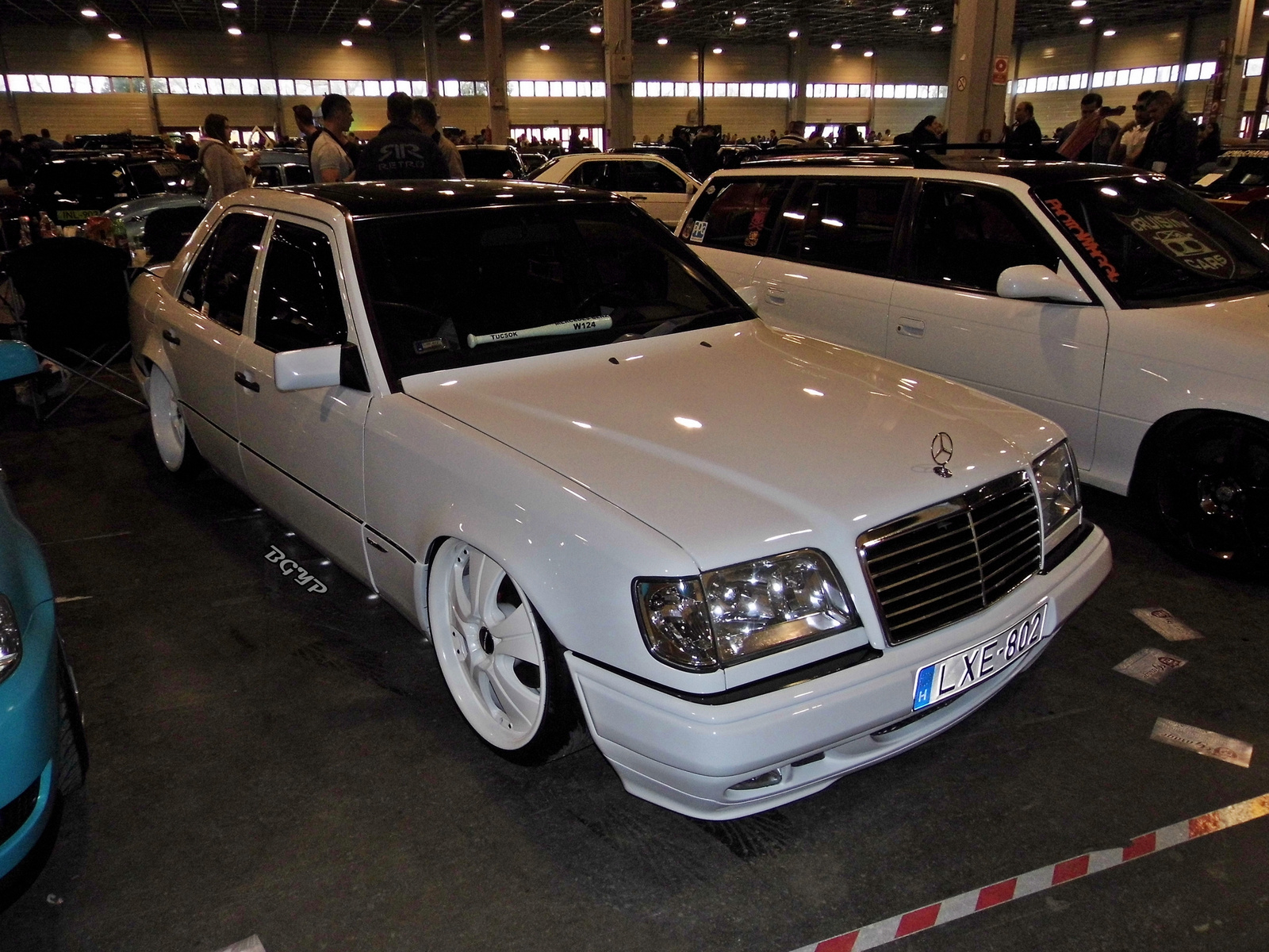 Mercedes-Benz W124