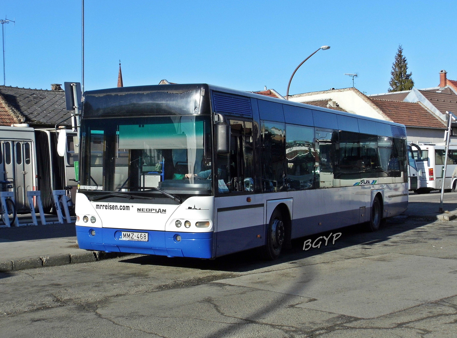 Neoplan Centroliner (MMZ-468)