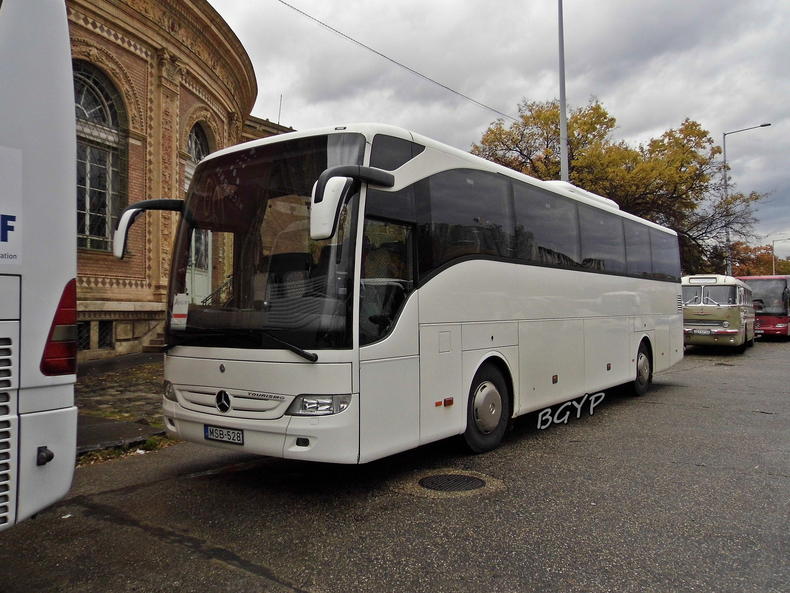 Mercedes-Benz Tourismo (MSB-528)