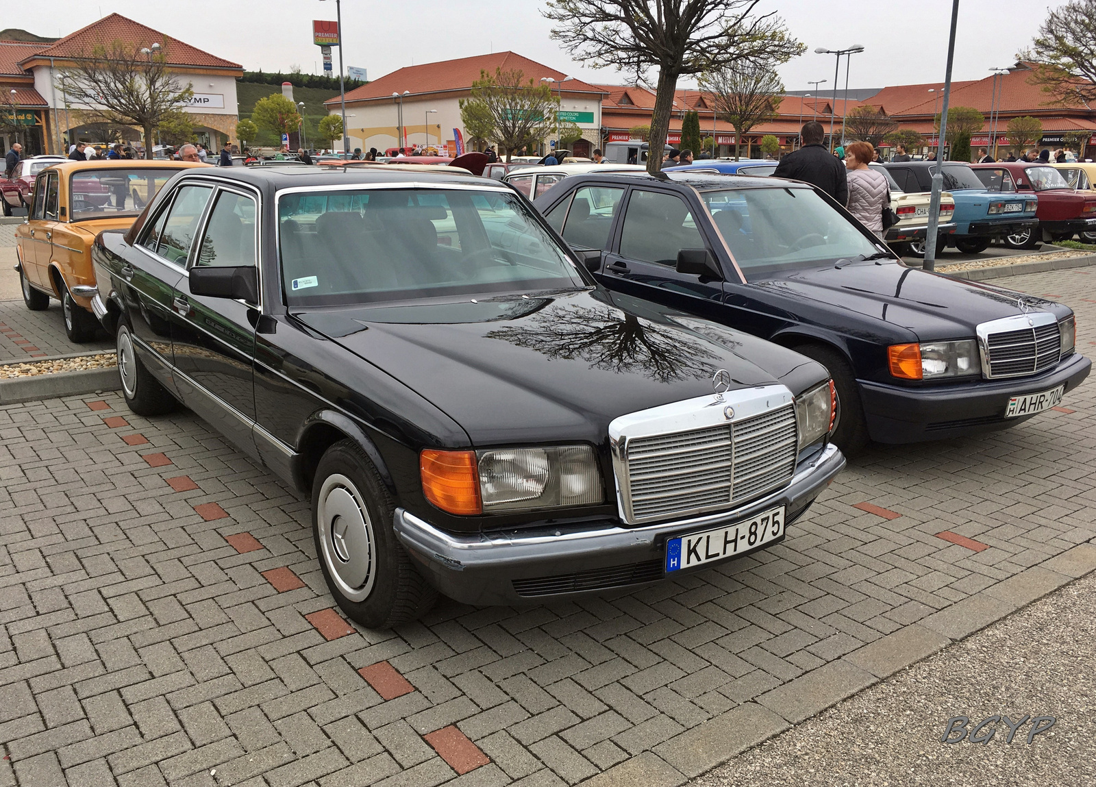 Mercedes-Benz W126