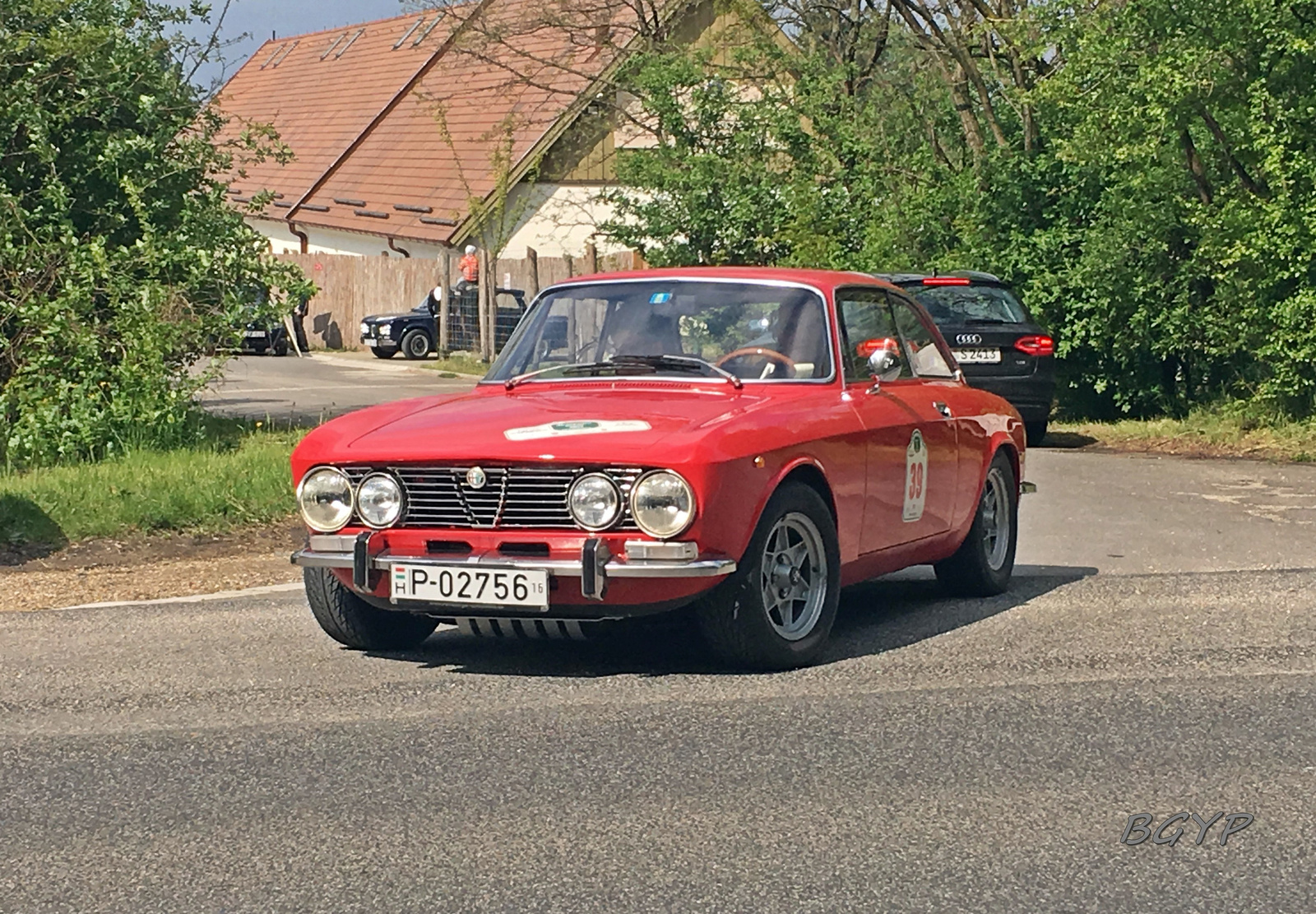 Alfa Romeo GT 2000