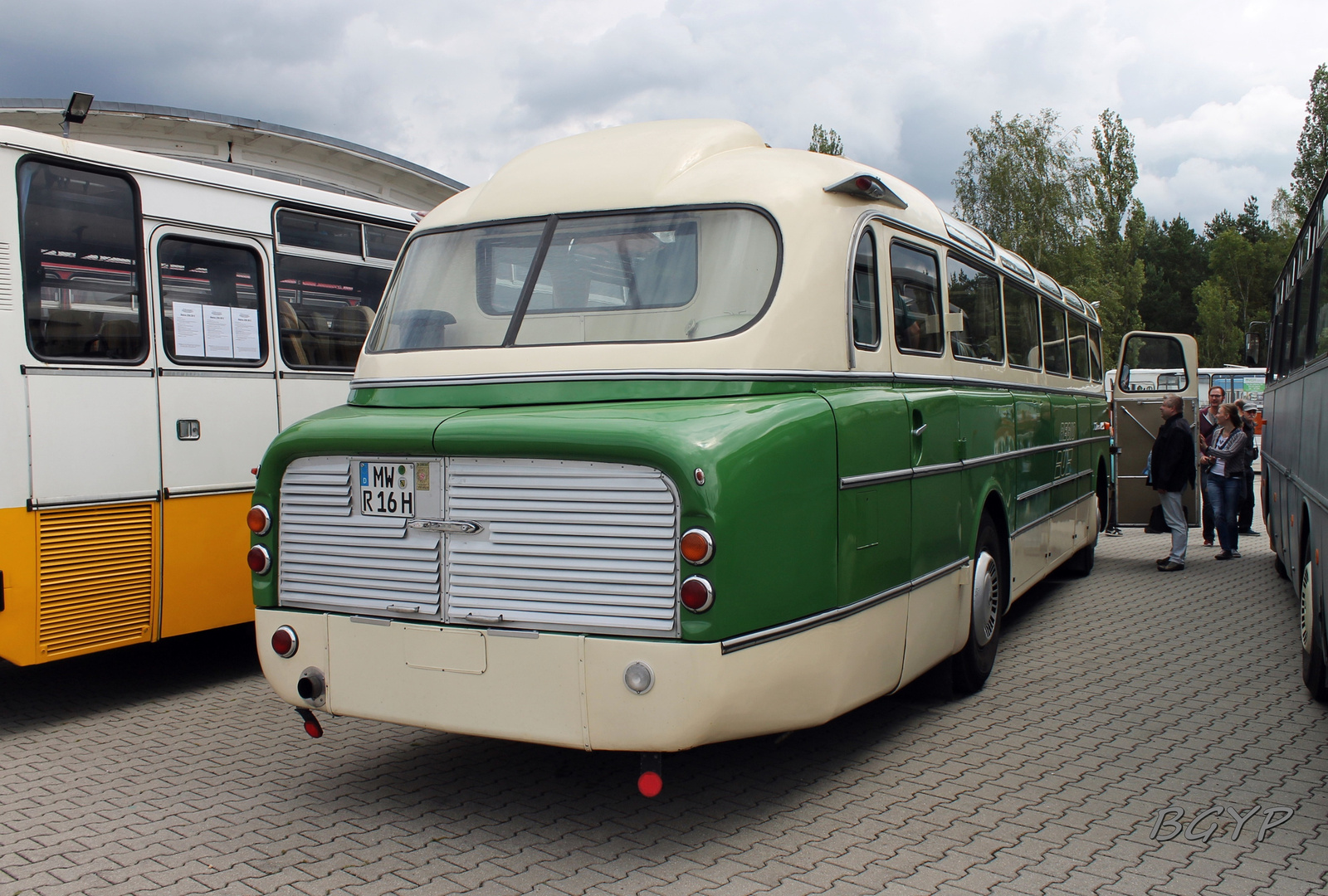 Ikarus 55.51 (MW-R 16H)