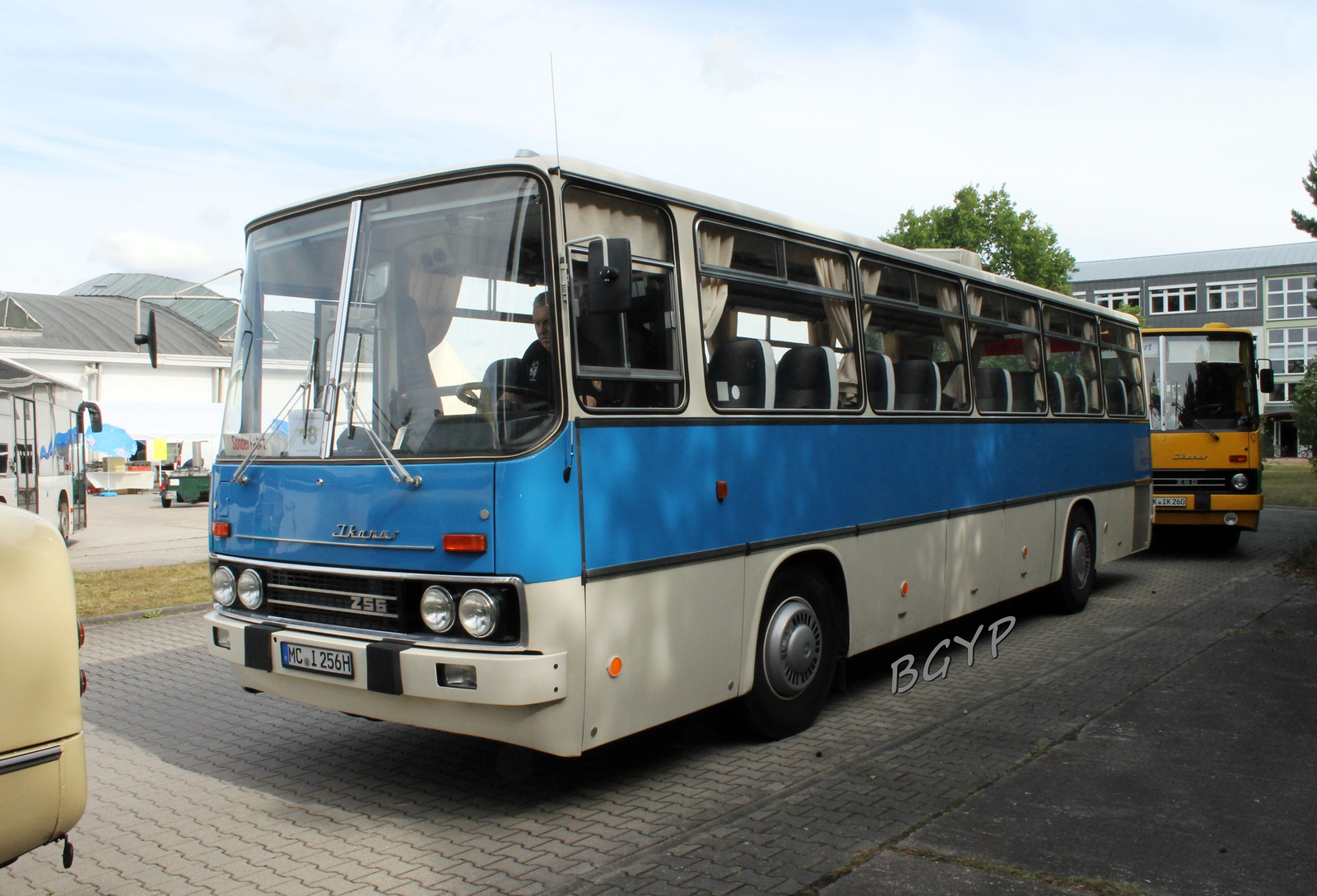 Ikarus 256.50 (MC-I 256H)