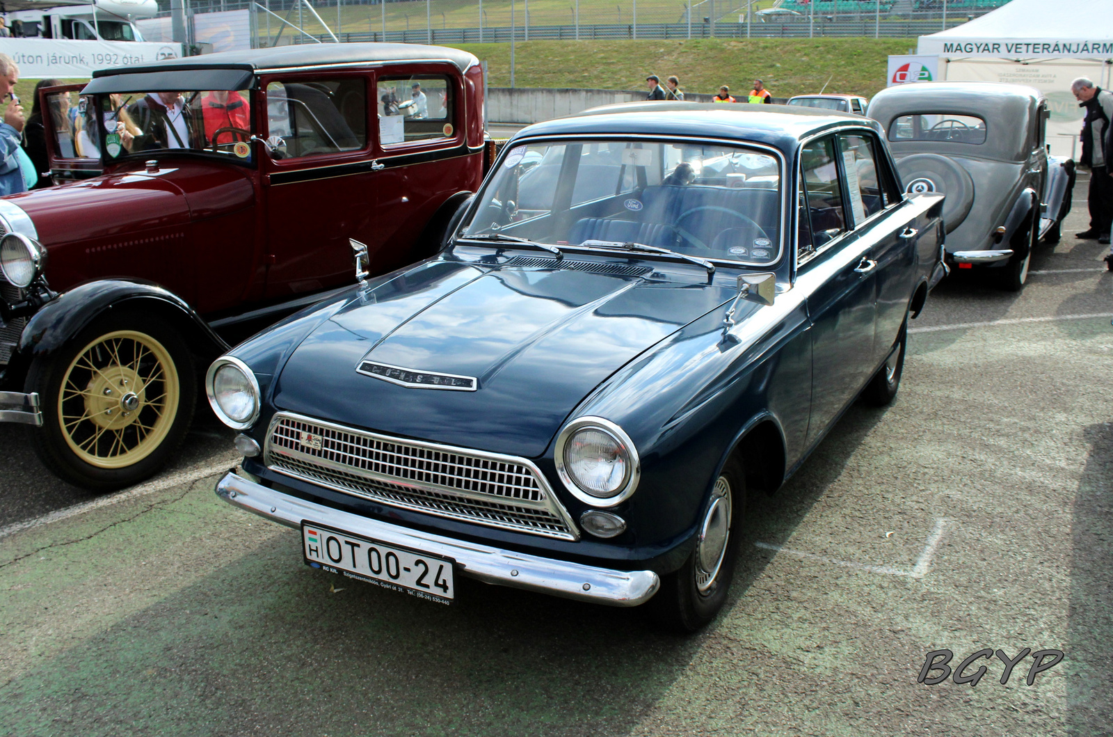 Ford Consul