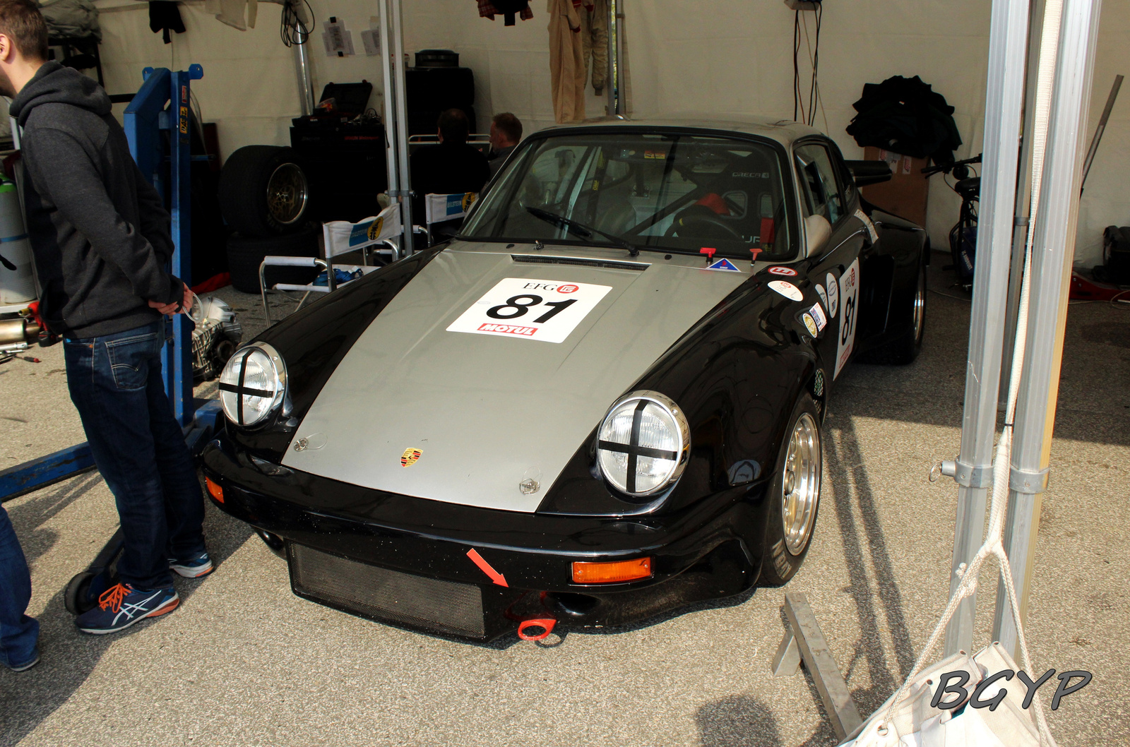 Porsche 911 RSR