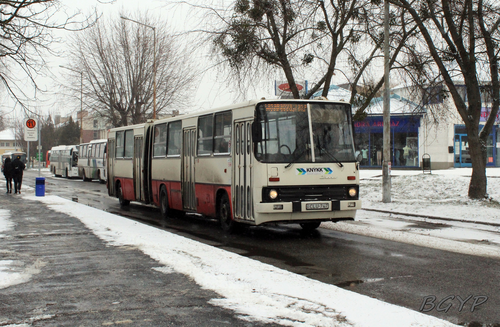 Ikarus 280.02 (CLU-747)