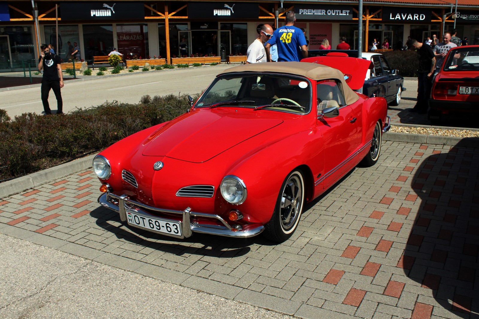 Volkswagen Karmann Ghia