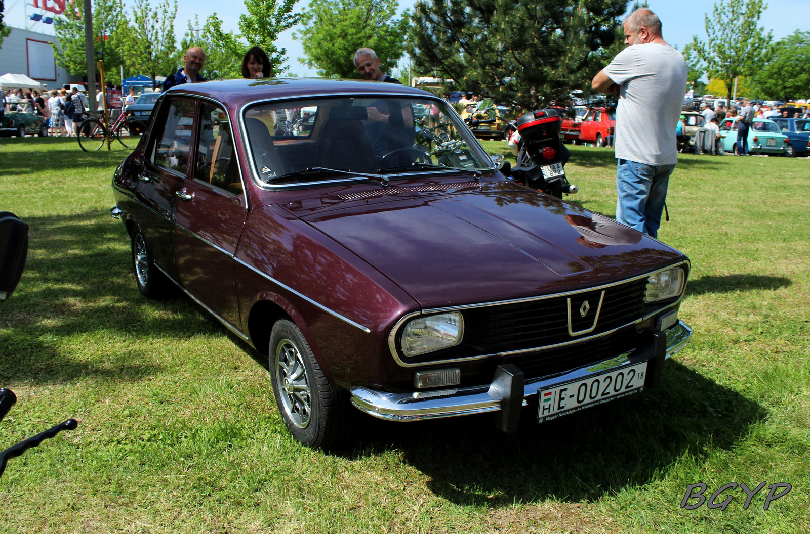 Renault 12