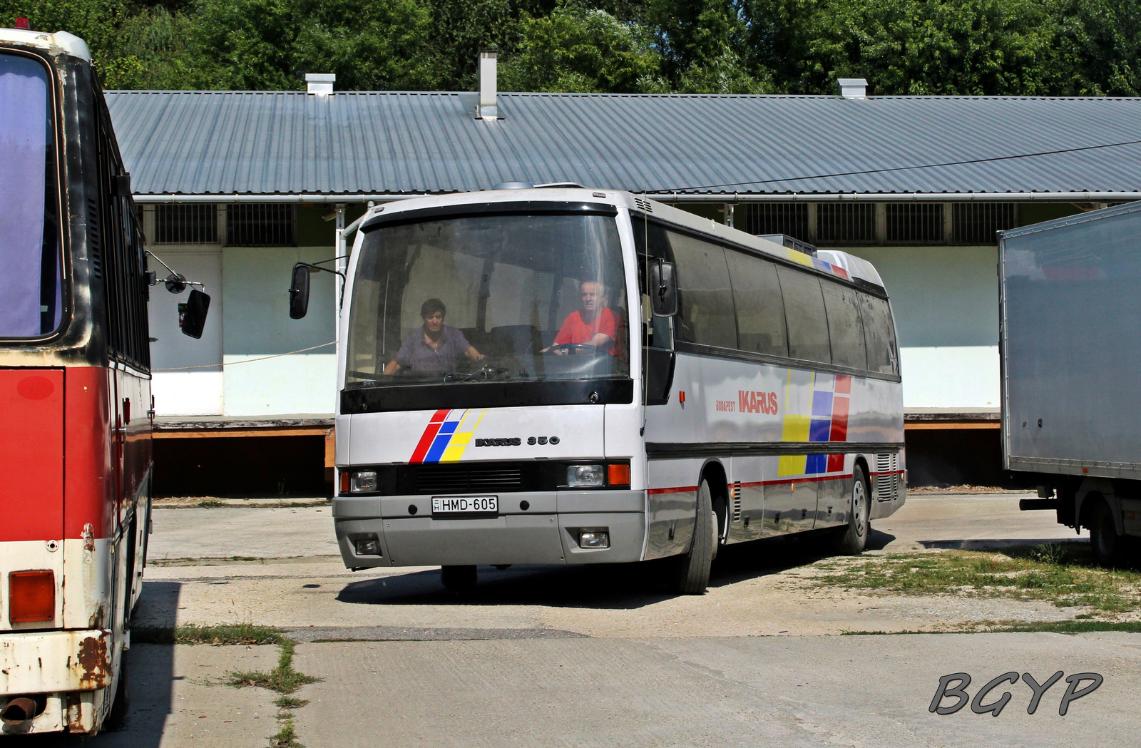 Ikarus 350.02 (HMD-605)