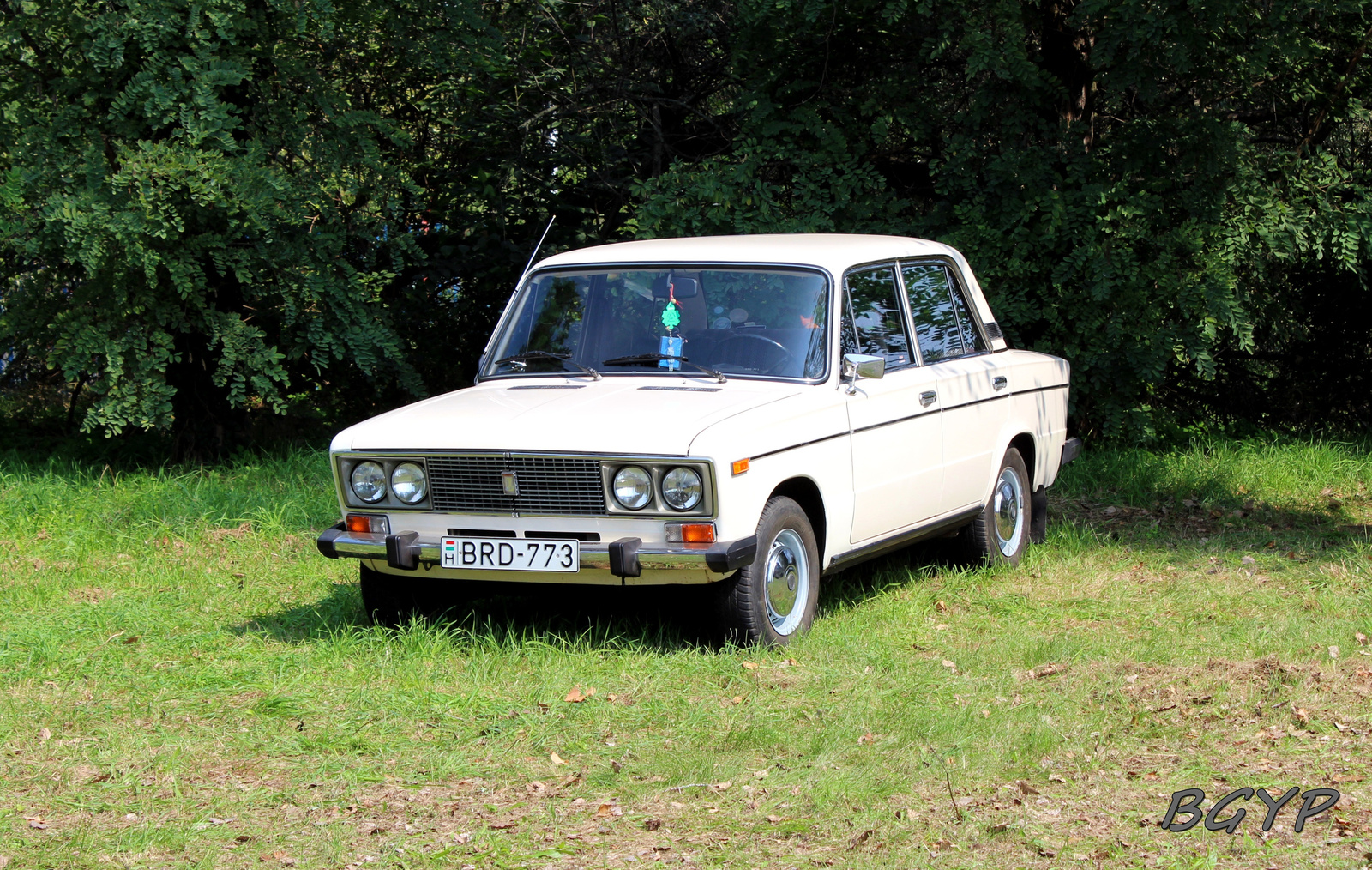 Lada 2106