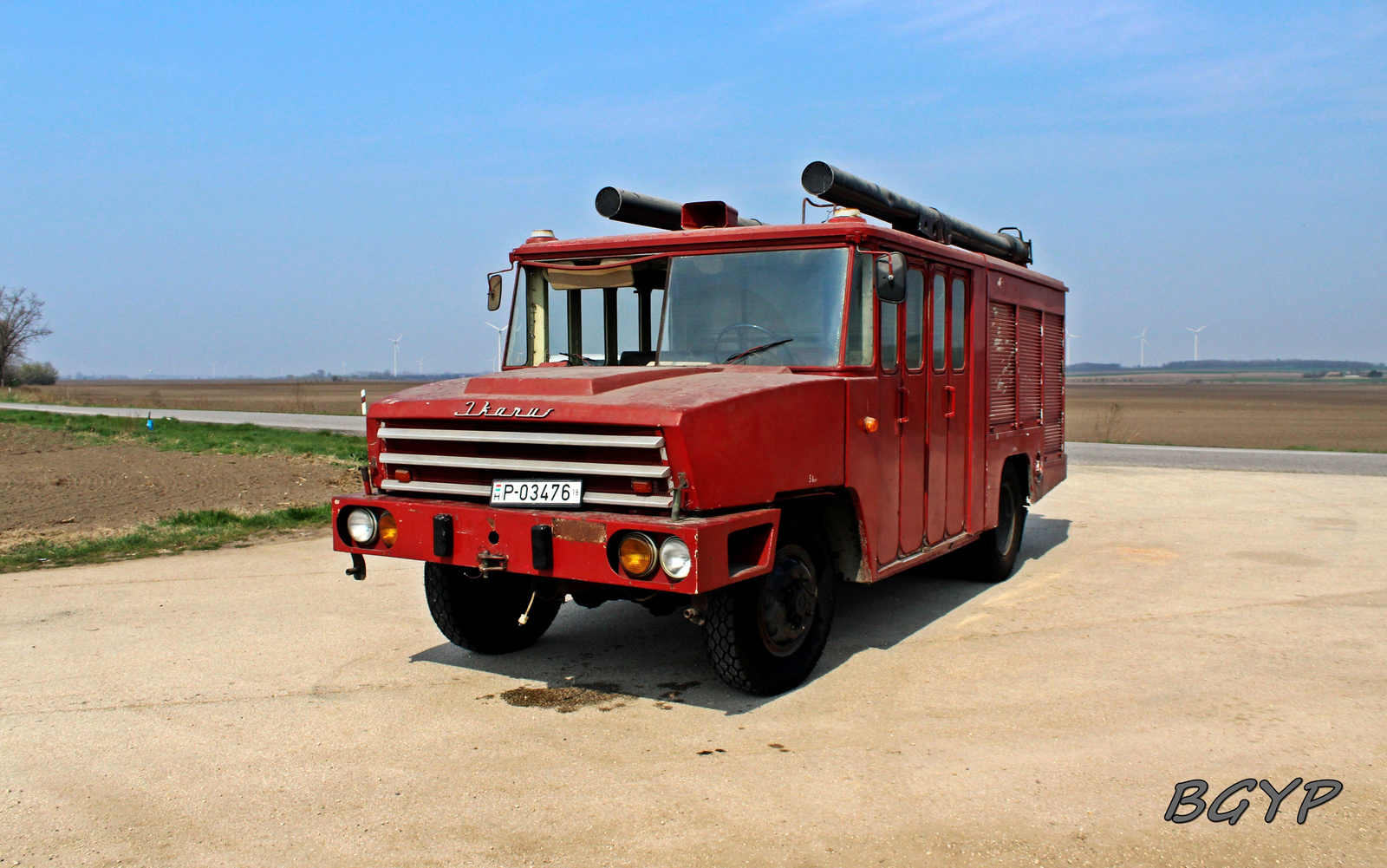 Ikarus 526