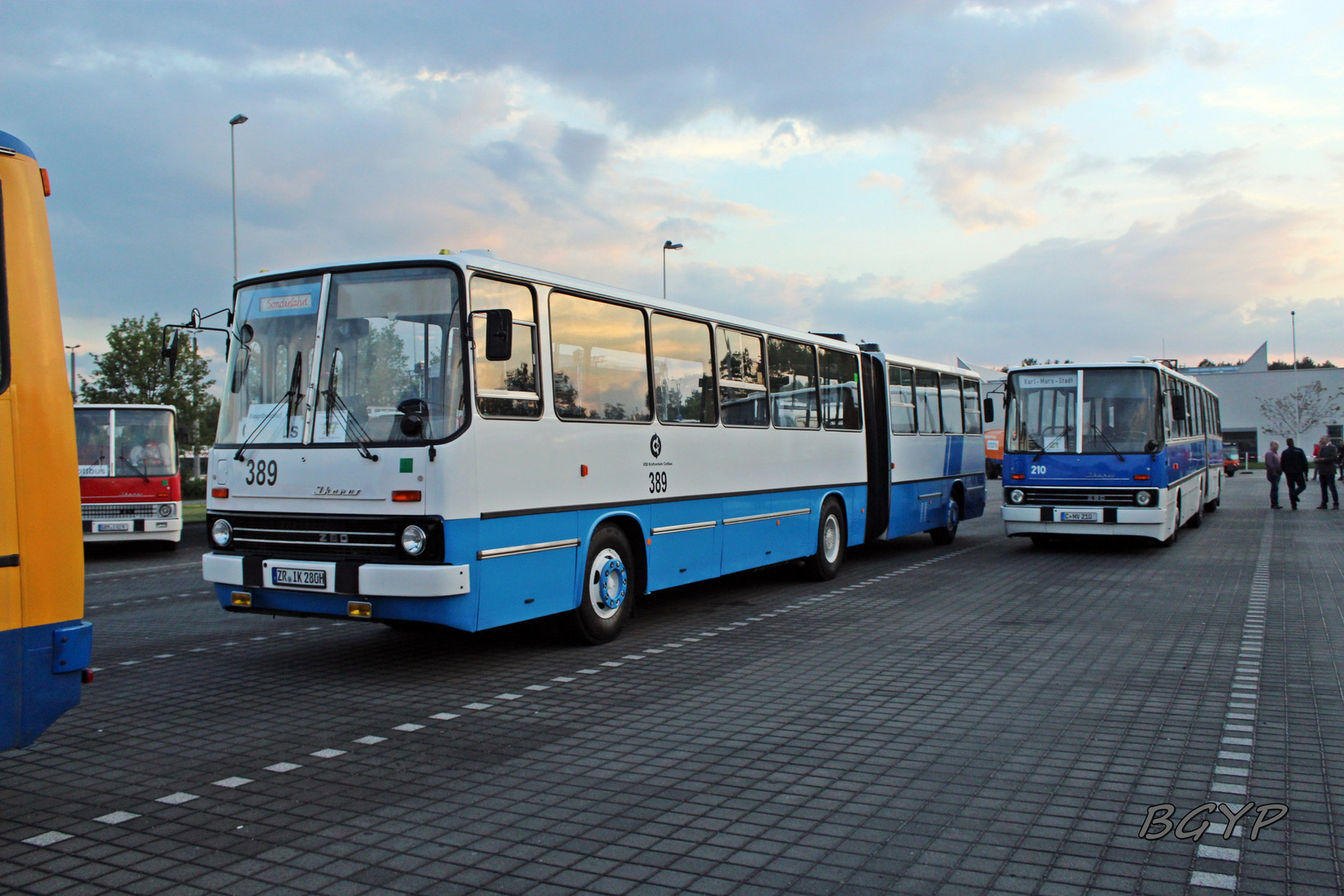 Ikarus 280.03 (ZR-IK 280H)