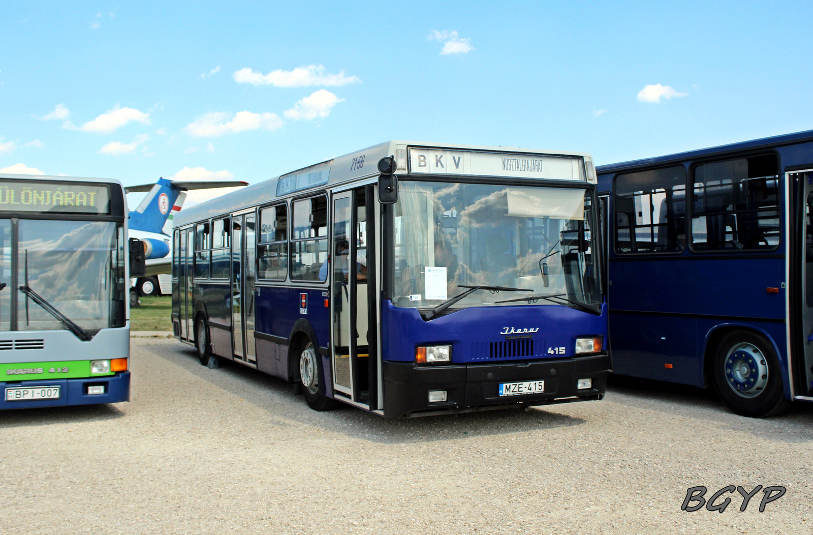 Ikarus 415.04 (MZE-415)