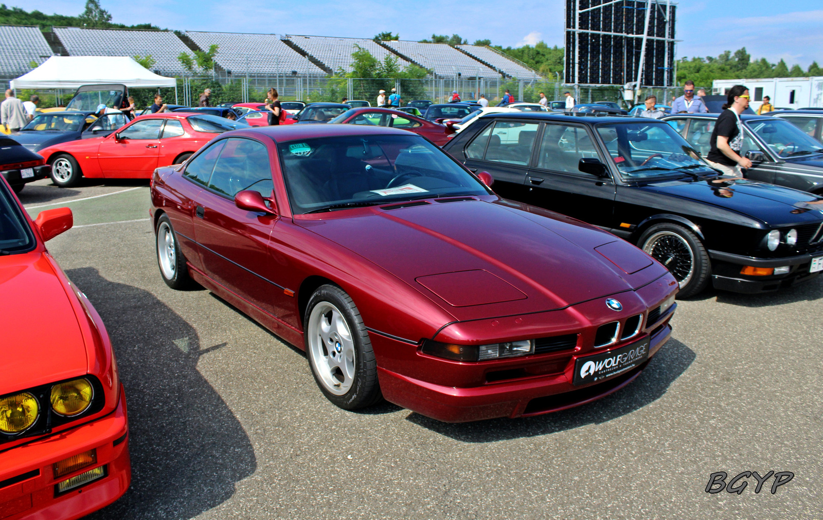 BMW 8