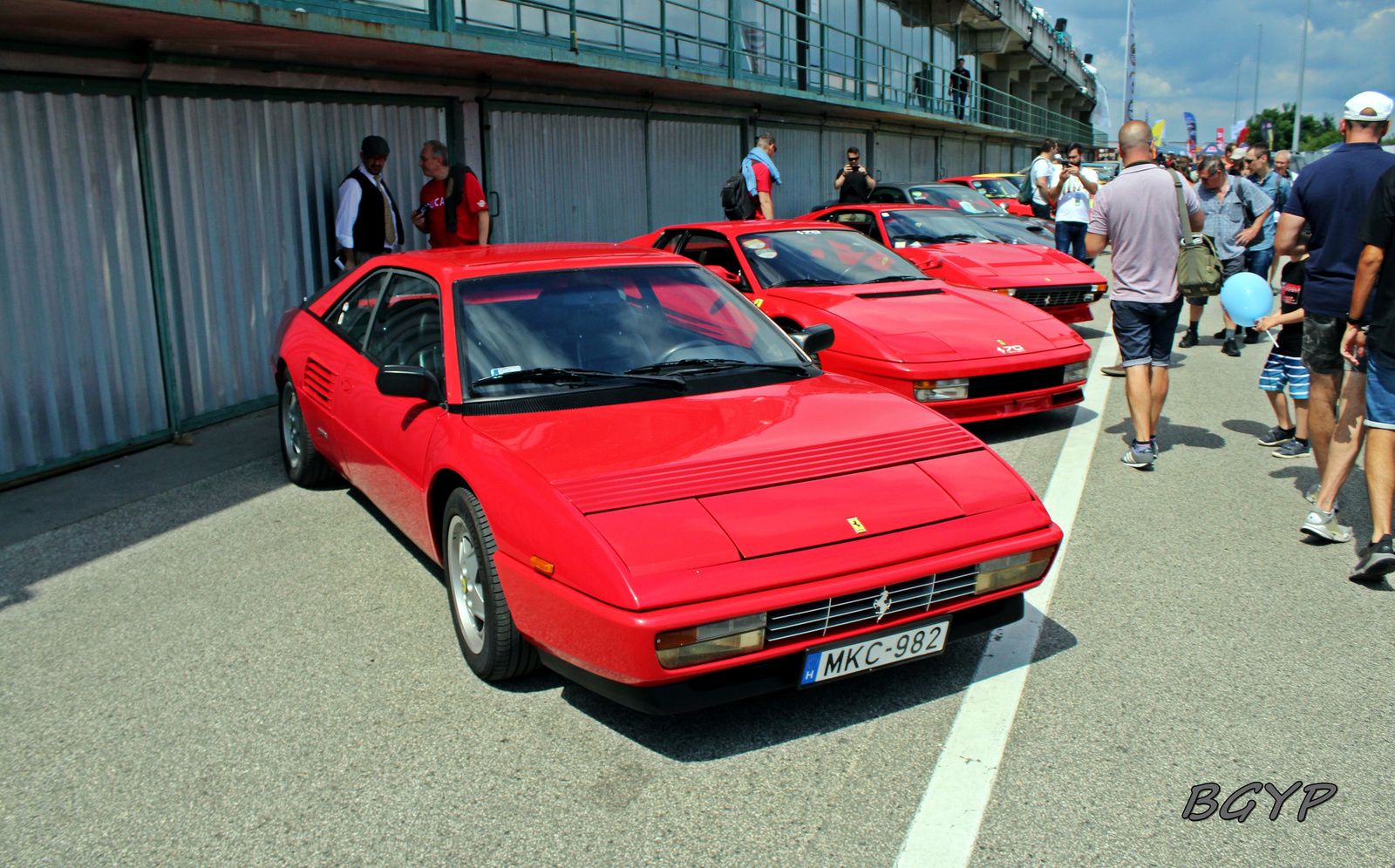 Ferrari Mondial