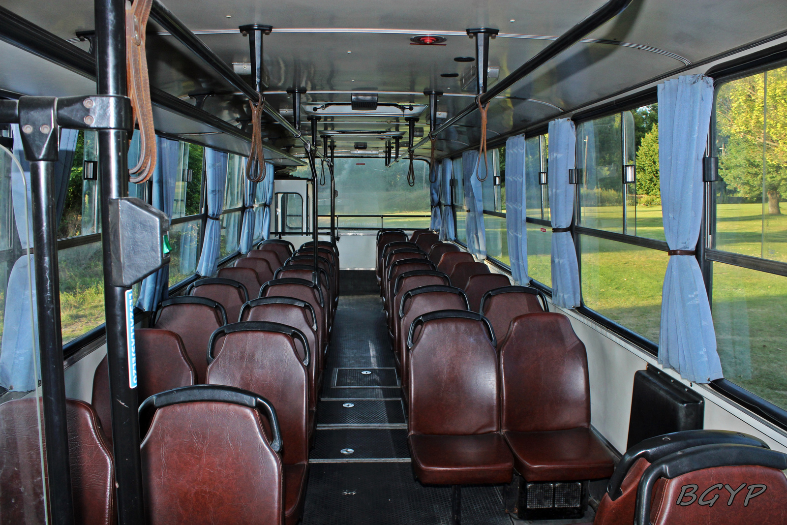 Ikarus 260.20M (DUD-631)