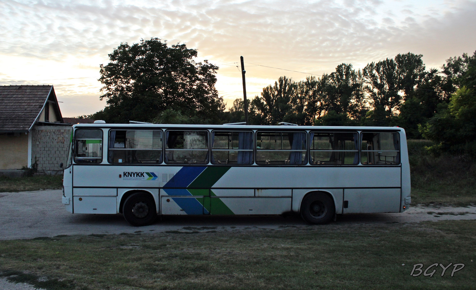 Ikarus 260.20M (DUD-631)